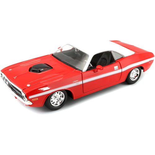Maisto 1:24 Scale 1970 Dodge Challenger R/T Coupe Diecast Vehicle